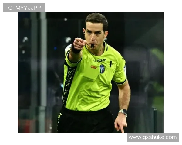 足球明星拍手瞬间精彩合集展现球场魅力与团队精神的完美时刻