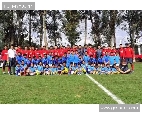 帕奎塔的足球之路:从新星崛起到国际赛场的闪耀表现 帕奎塔的足球之路:从新星崛起到国际赛场的闪耀表现