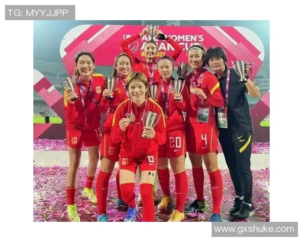 中国足球明星女神的崛起与荣耀背后：她们如何改变了女性运动员的形象与地位